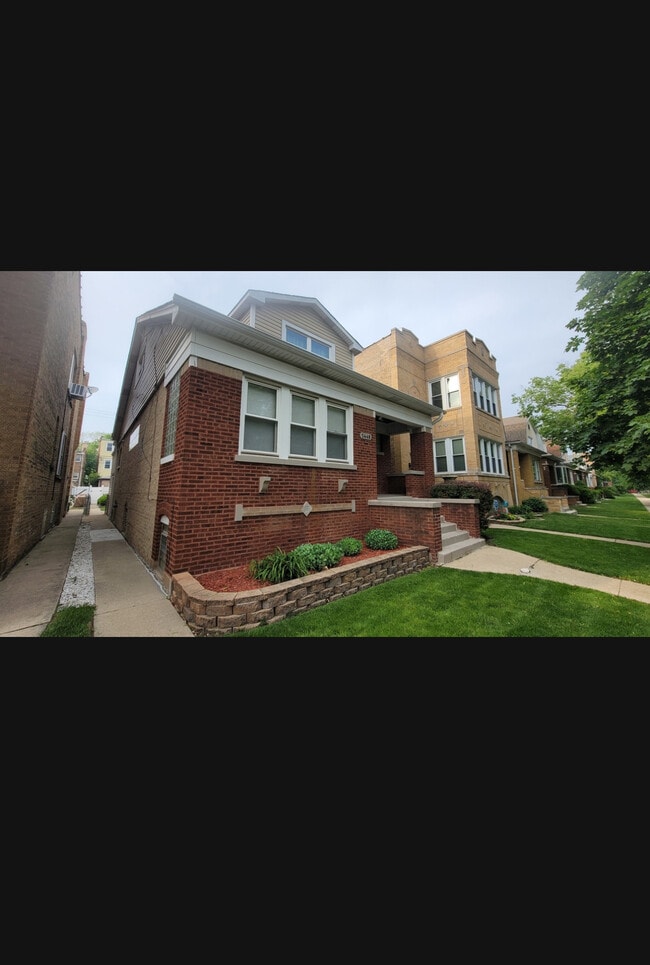 5448 W Agatite Ave in Chicago, IL - Building Photo - Building Photo