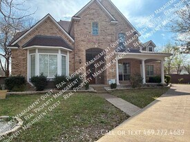 3731 Edgewood Ct in Grand Prairie, TX - Building Photo