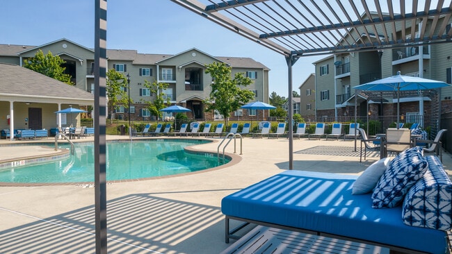 The Pointe at Heritage in Wake Forest, NC - Foto de edificio - Building Photo