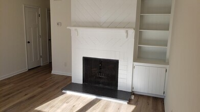 506 Ridgecrest Rd in Cary, NC - Building Photo - Building Photo