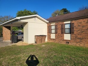 301 Olsen Dr in Shelby, NC - Building Photo - Building Photo