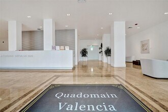 2201 S Ocean Dr in Hollywood, FL - Foto de edificio - Building Photo