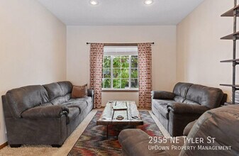 2955 NE Tyler St in Minneapolis, MN - Building Photo - Building Photo
