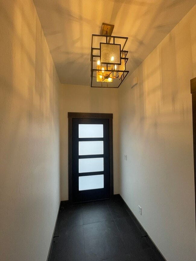 1934 Whitefish Ave in Whitefish, MT - Building Photo - Building Photo