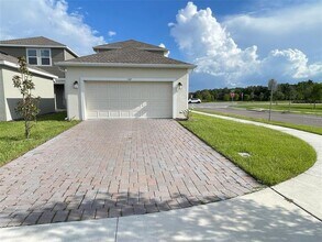 1543 Cross Prairie Pkwy in Kissimmee, FL - Building Photo - Building Photo