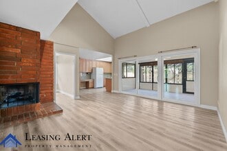 25352 Avenida Cappela in Santa Clarita, CA - Building Photo - Building Photo