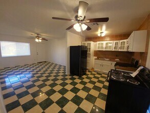 1817 N 46th Dr in Phoenix, AZ - Building Photo - Building Photo