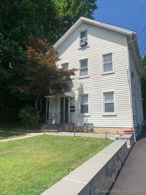 property at 6 Kellogg St