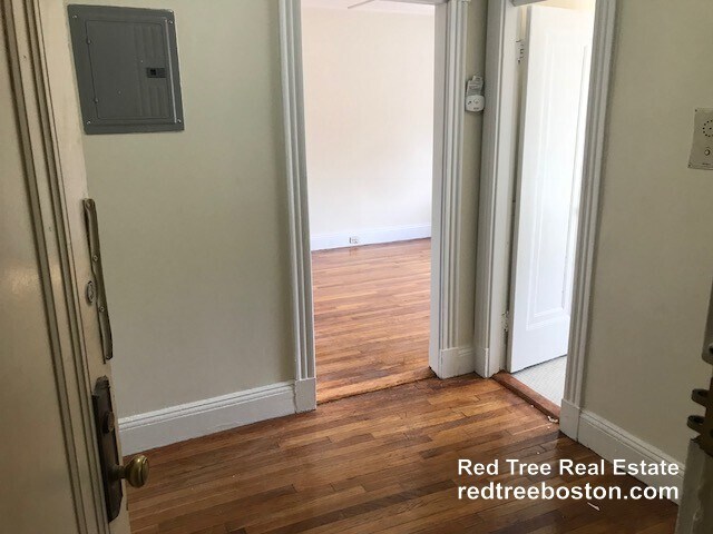 1185 Boylston St, Unit 39 in Boston, MA - Building Photo