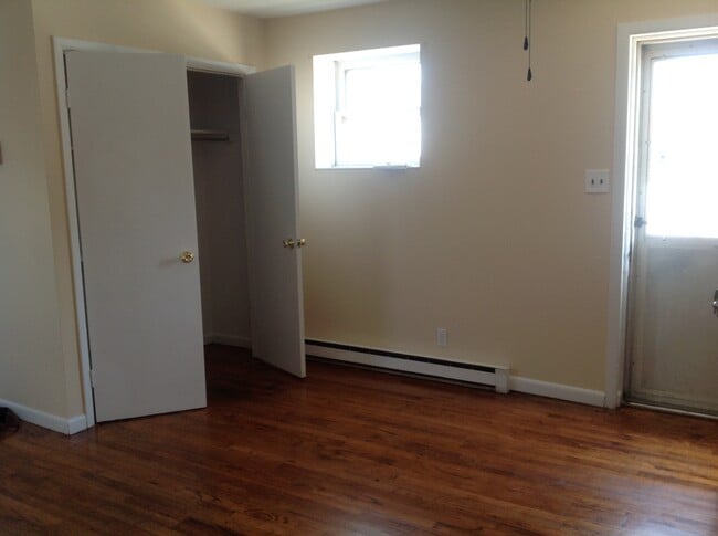 758 Ashland Ave, Unit Ashland Avenue in Eddystone, PA - Building Photo - Building Photo