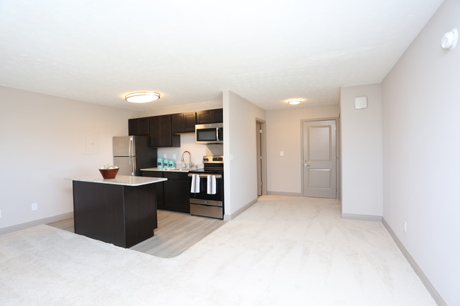 The Studios at Patchen - FREE Utilities in Lexington, KY - Foto de edificio - Interior Photo