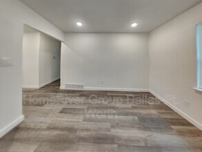 5336 Rutland Ave in Fort Worth, TX - Foto de edificio - Building Photo