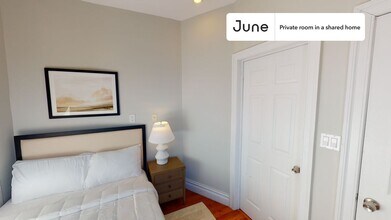 Room in Shared 2 bed/1 bath home, Unit A in New York, NY - Building Photo - Building Photo