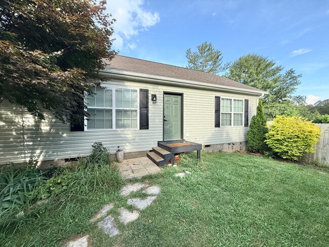 property at 24 Oakcrest Dr