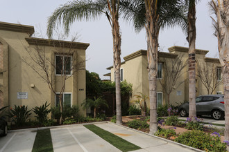 4146 Hamilton St in San Diego, CA - Foto de edificio - Building Photo