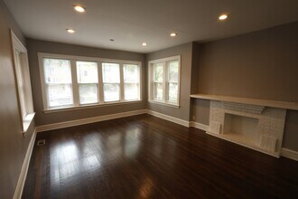 5653 N Talman Ave in Chicago, IL - Building Photo - Building Photo