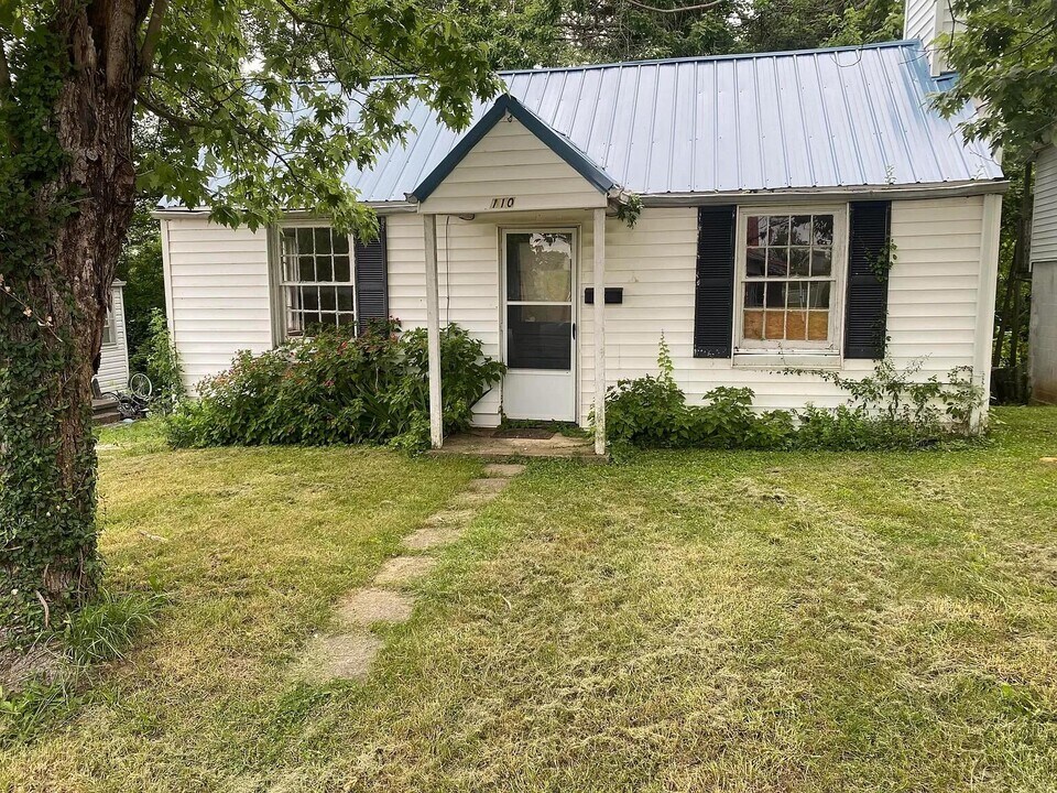 110 Lincoln St in Somerset, KY - Building Photo