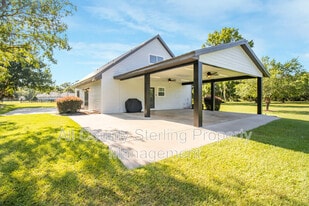 347 SW Skyle Way in Lake City, FL - Building Photo