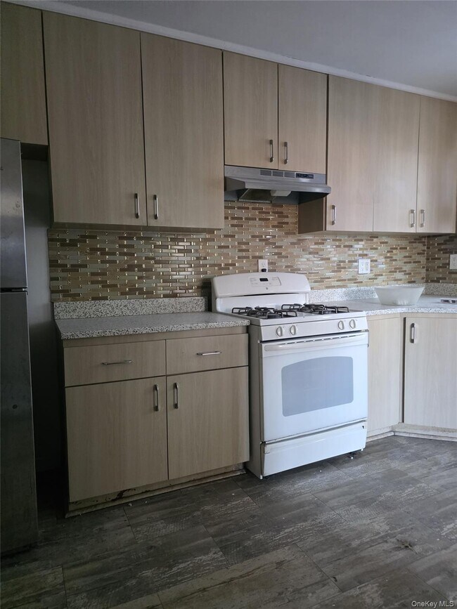 13-03 154th St in Queens, NY - Building Photo - Building Photo