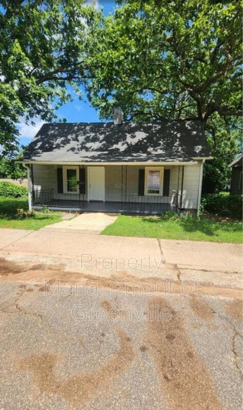 property at 10 Henry St