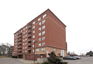 2750 Jane St in Toronto, ON - Building Photo