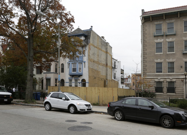 1368-1370 Kenyon St NW in Washington, DC - Building Photo - Building Photo