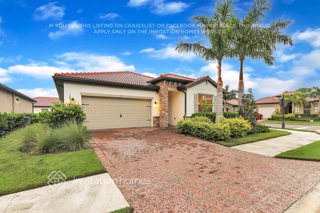 367 Toscavilla Blvd in Nokomis, FL - Foto de edificio - Building Photo