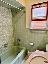 19 E 28th St in Bayonne, NJ - Building Photo - Building Photo