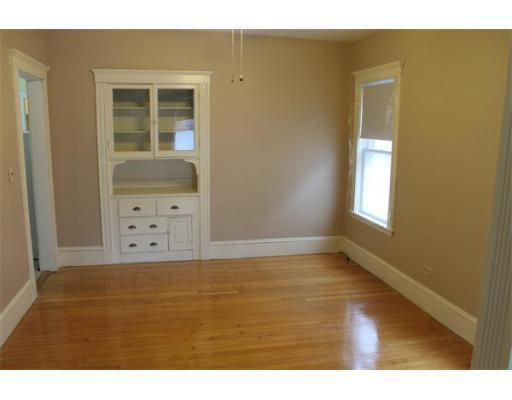 50 Curtis Ave, Unit 1 in Somerville, MA - Foto de edificio - Building Photo