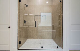 1802 Rollingwood Dr in Huntsville, TX - Building Photo - Building Photo