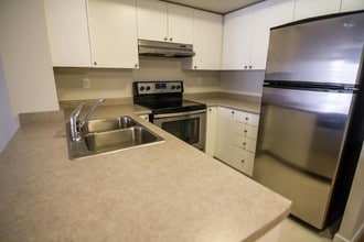 Forest Suites in Toronto, ON - Building Photo - Interior Photo