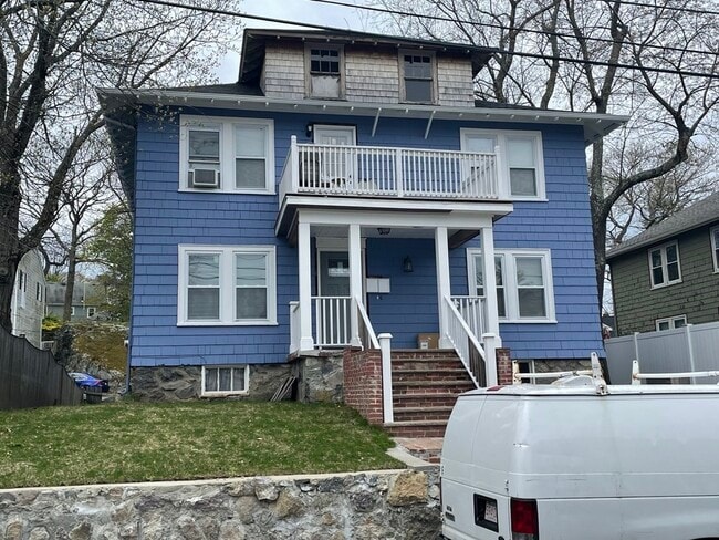 23 Lothrop Ave
