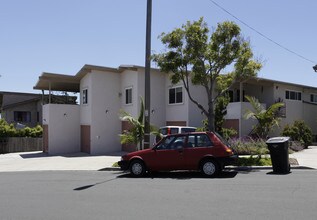 33911 Diana Dr in Dana Point, CA - Building Photo - Building Photo