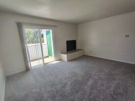 600 Reusens Rd in Lynchburg, VA - Building Photo