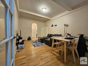 166 2nd Ave in New York, NY - Building Photo - Building Photo