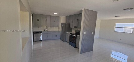 338 8th Ave SW in Vero Beach, FL - Building Photo - Building Photo