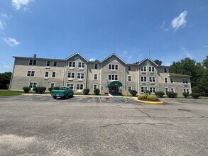 2139 Broadmoor Ave in Chesapeake, VA - Building Photo - Building Photo