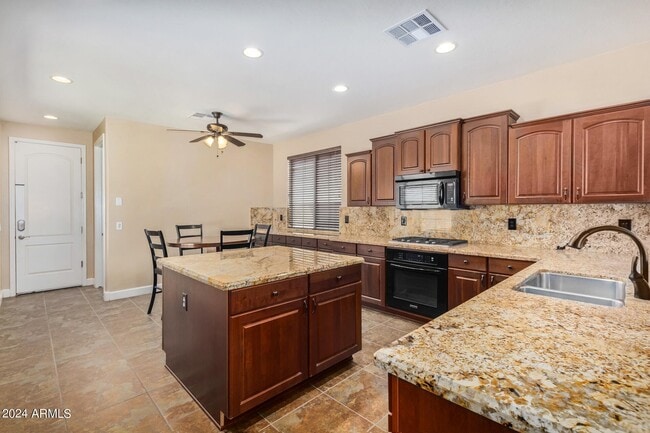 3291 S Sunland Dr in Chandler, AZ - Building Photo - Building Photo