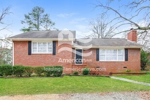 1360 Forest Hill Rd in Macon, GA - Building Photo