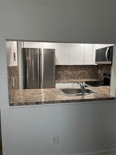 10023 Winding Lake Rd in Sunrise, FL - Building Photo - Building Photo