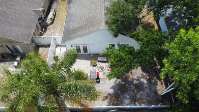 10027 Creekwater Blvd in Orlando, FL - Building Photo - Building Photo