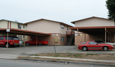 1142 Parkside St in Salinas, CA - Building Photo - Building Photo