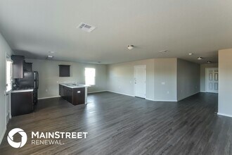 7043 Cozy Run in San Antonio, TX - Building Photo - Building Photo