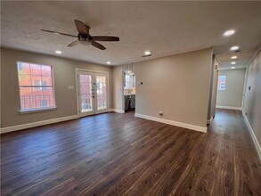 600 Bagby Ave in Waco, TX - Building Photo - Building Photo