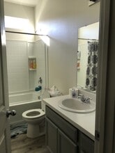 1346 Heartland Dr in Olivehurst, CA - Building Photo - Building Photo