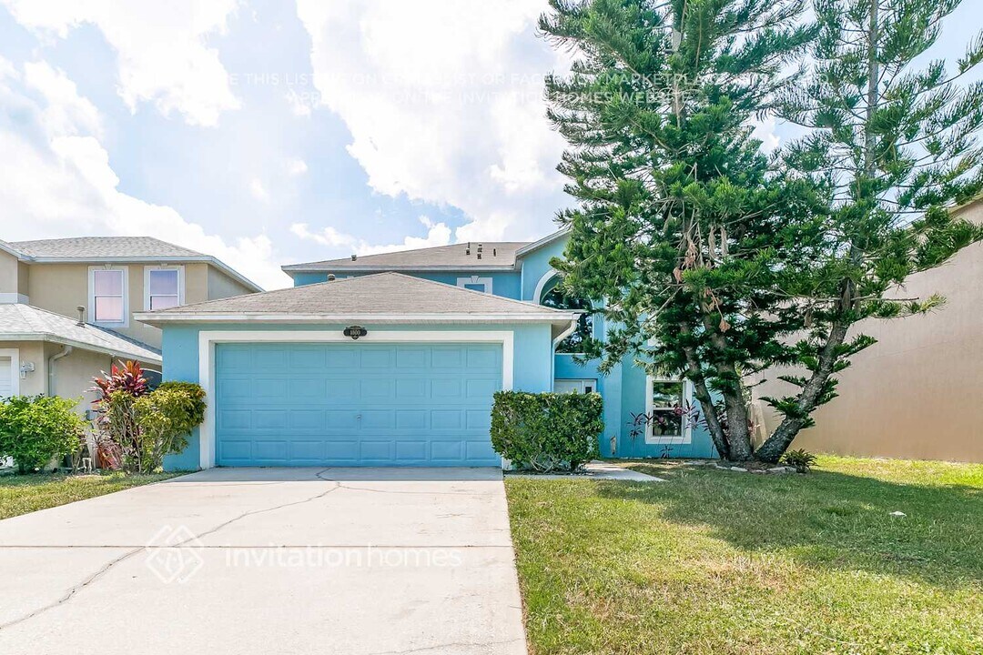 1800 Brookshire Cir in West Melbourne, FL - Foto de edificio