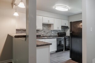 Nineteen North Apartments and Townhomes in Pittsburgh, PA - Building Photo