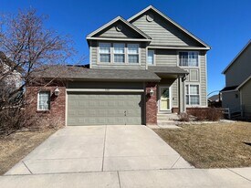 122 Whitney Ct in Windsor, CO - Building Photo