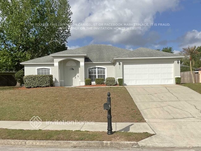 property at 221 Heronwood Cir