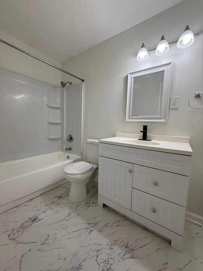 property at 917 Green Forest Dr